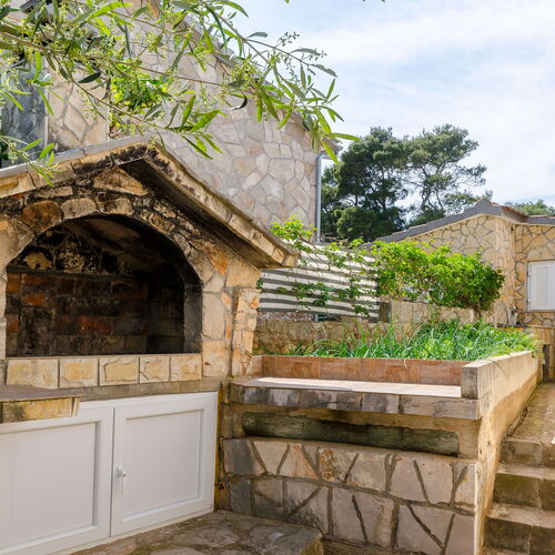 House Kelava Basina  4