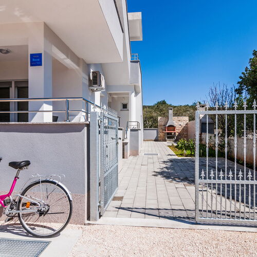 Apartments Andela Sukosan  2