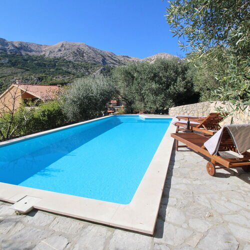 House Katarinini dvori Baska  2