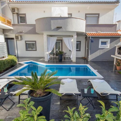 Villa Sara Vodice  2