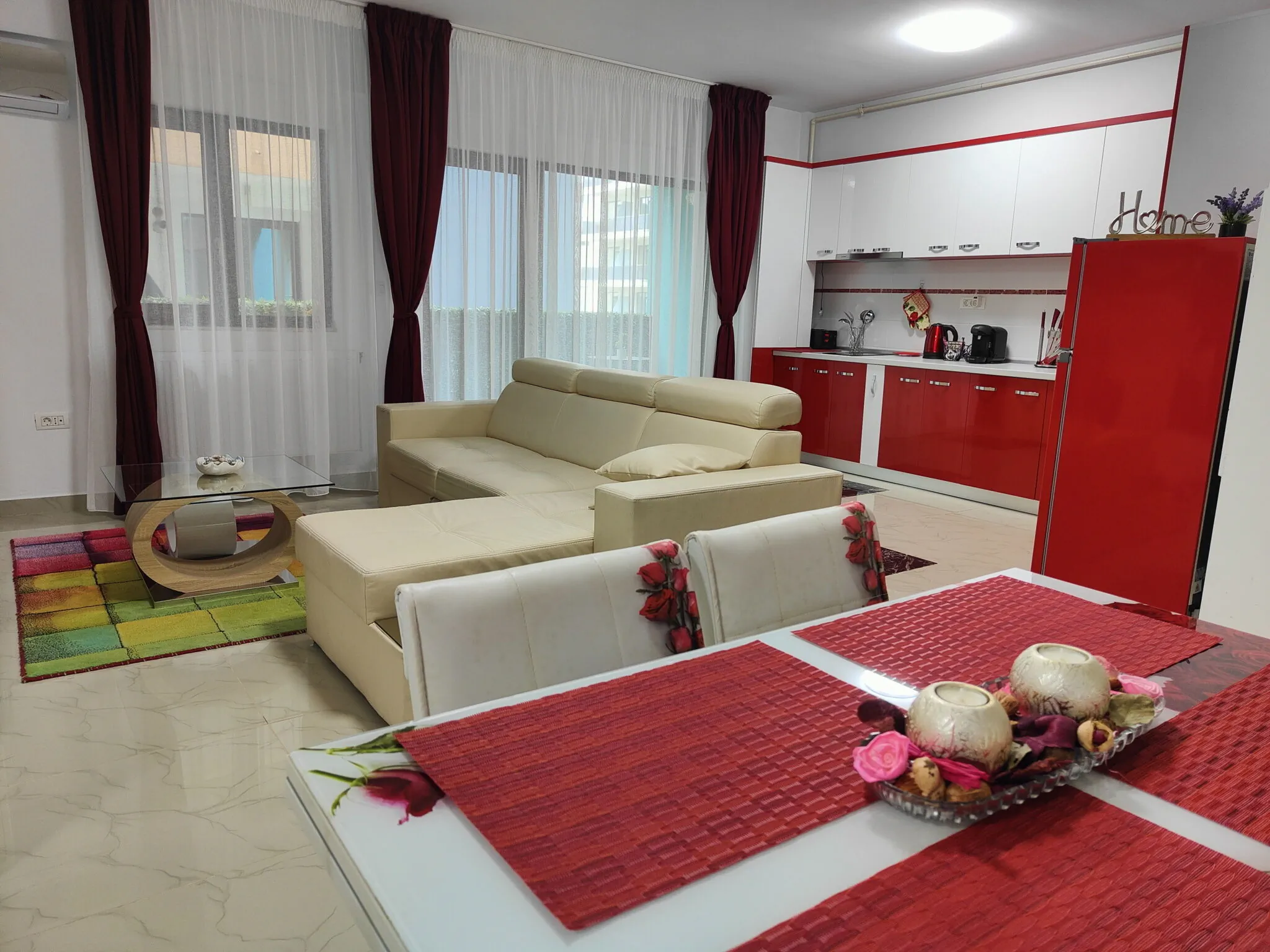Apartament Delfin - 100m de plaja Mamaia-Sat