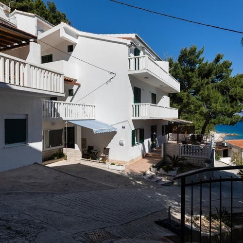 Apartments Secret Beach Mimice  4