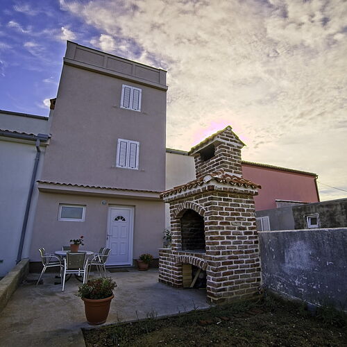 House Dawn Rab  3