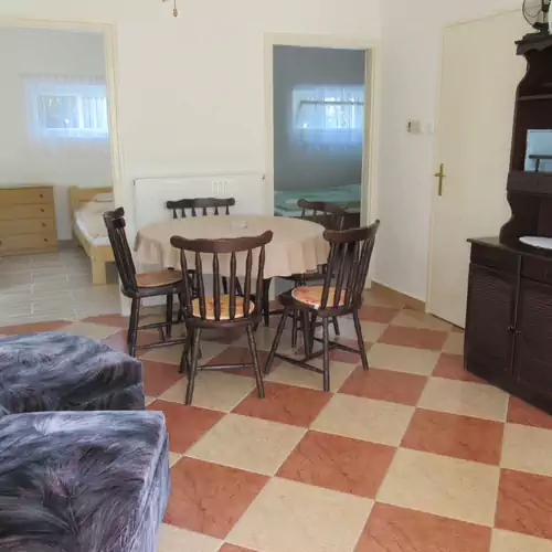 Alexa Apartman Ábrahámhegy 003 kép