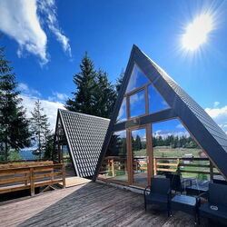 Cabanele CeziAde A-frame Tihuța Piatra Fântânele