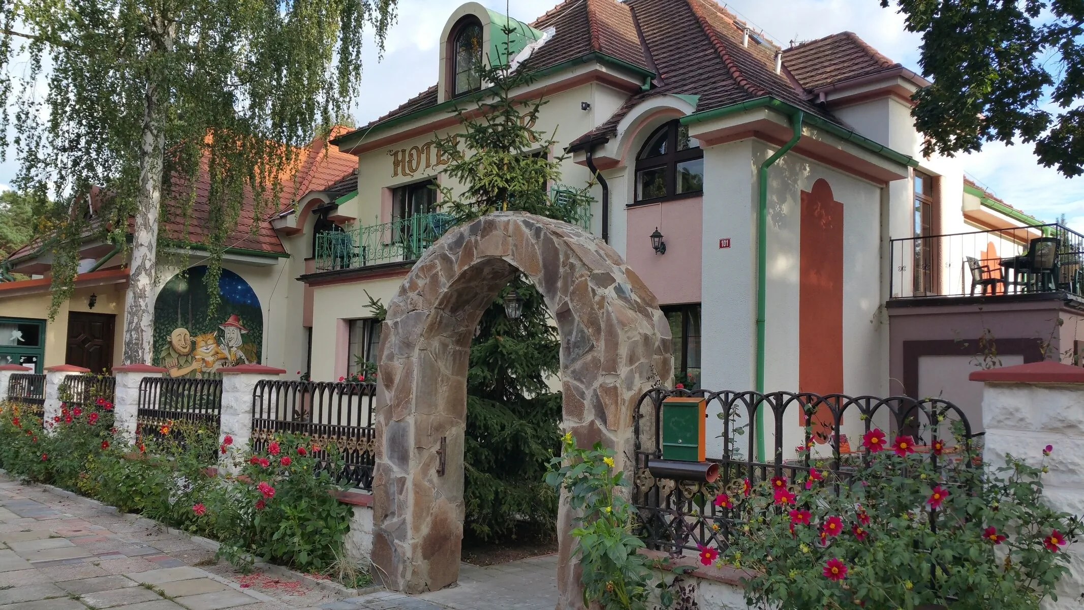 Hotel Bor Lhota