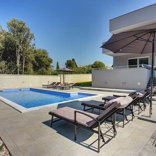 Villa Grande T&D Pula