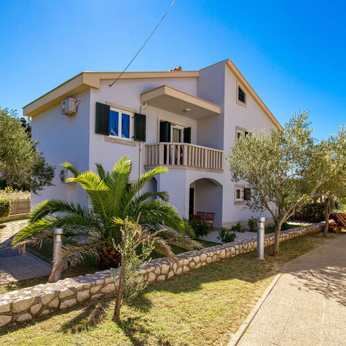 Apartments Pavica Palit  2