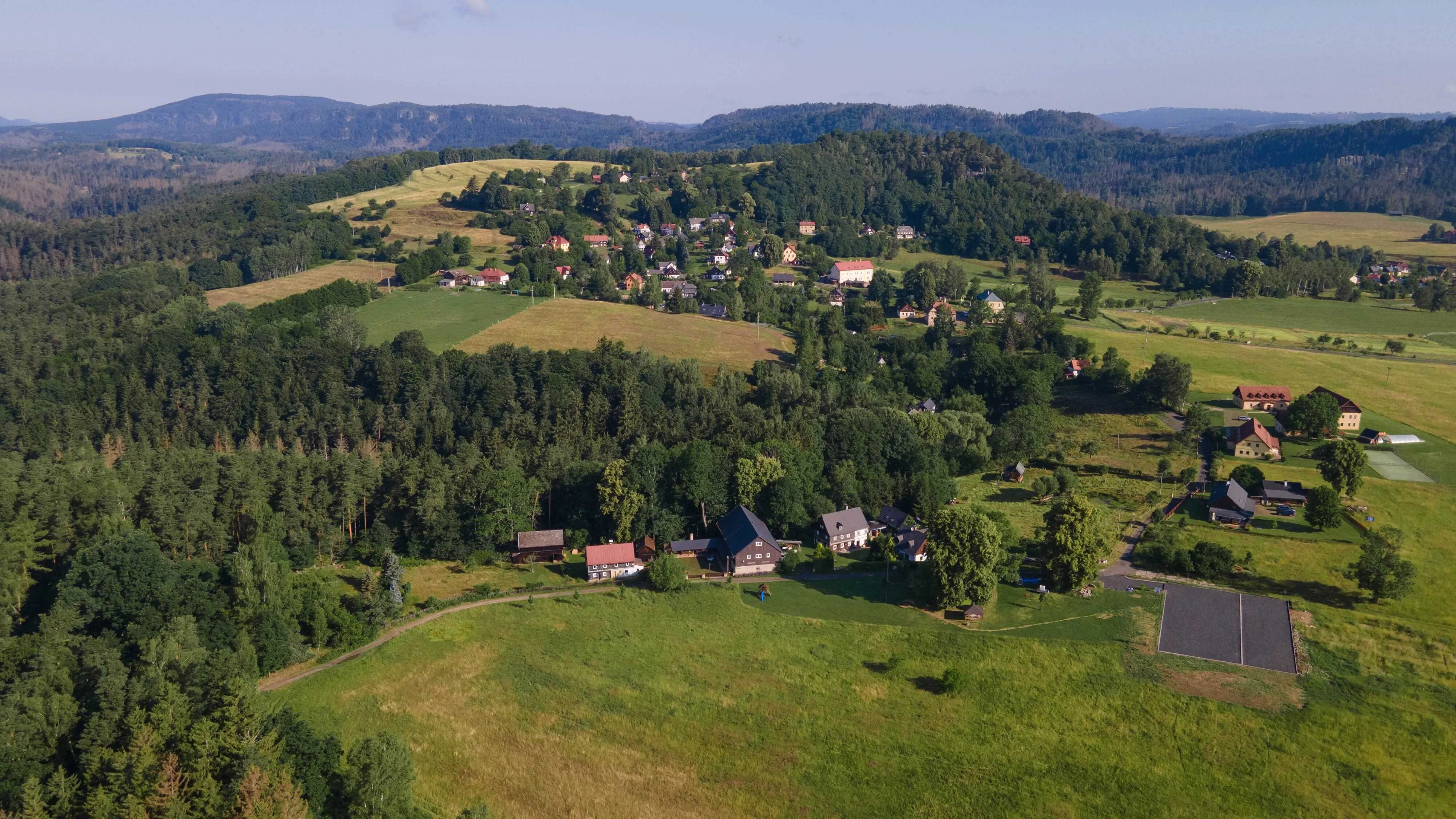 Resort Vysoká Lípa - Stodola a Chalupa