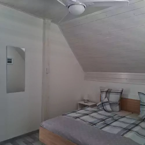 Kis Oázis Apartman Balatonszeme 016 kép