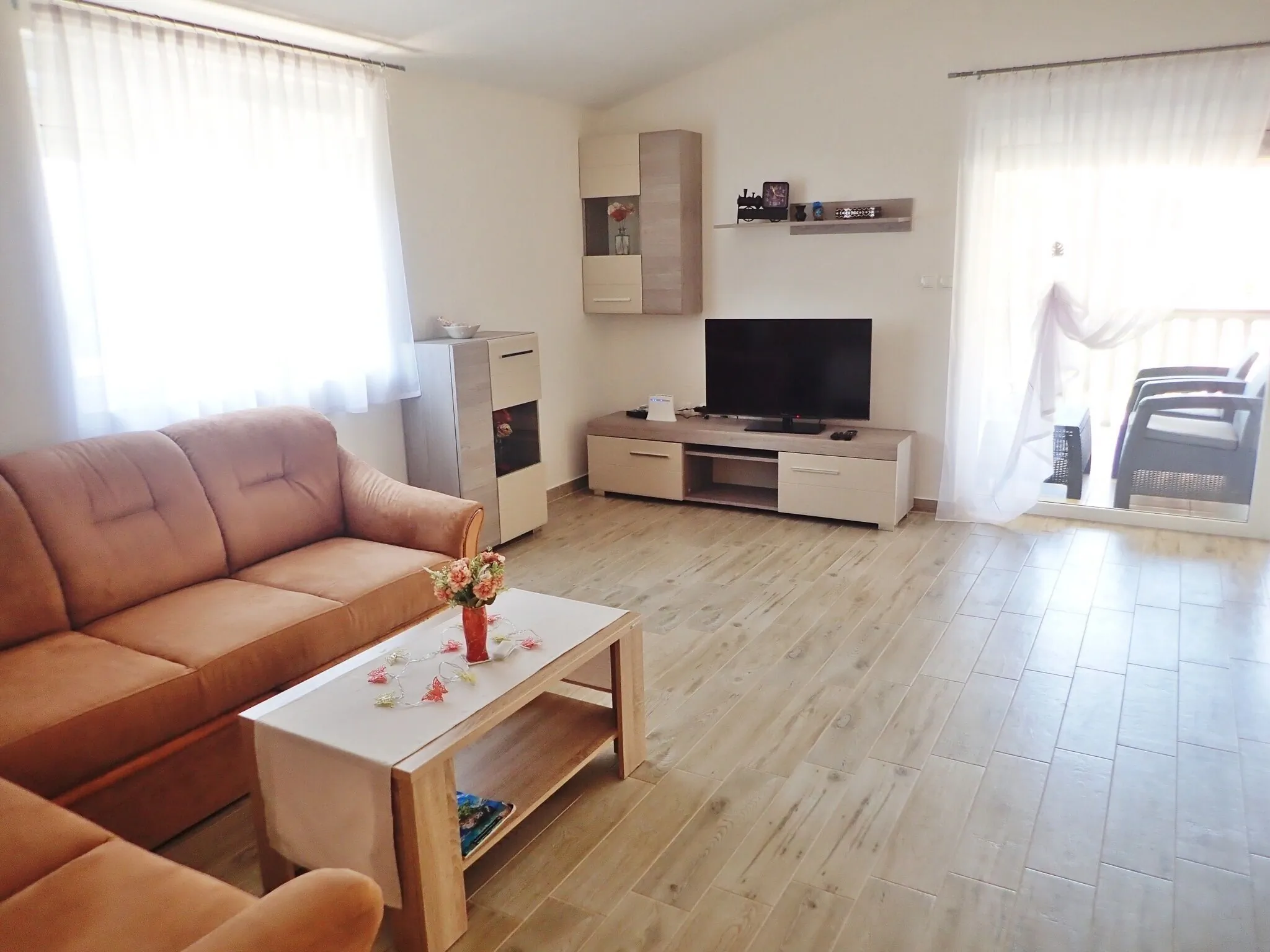 Apartman Kiki Starigrad