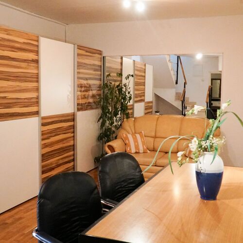 Apartment Tinel Split