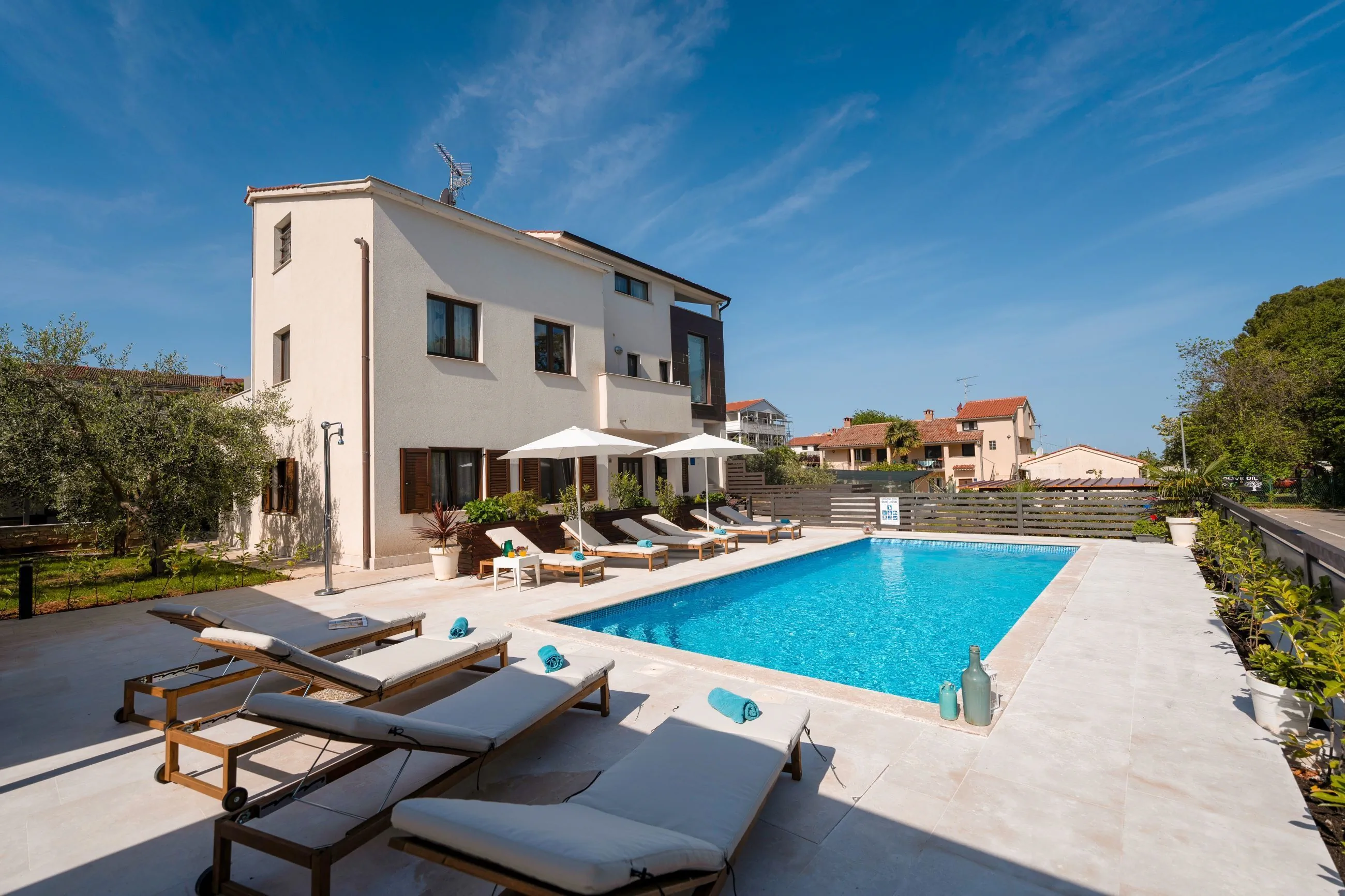 Apartment Residence Mala 2 s bazenom i whirlpool-om Funtana