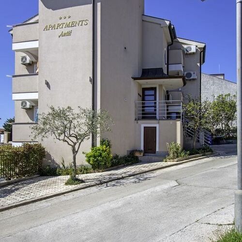 Apartmani Antić 1 Pješčana Uvala