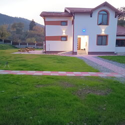 Monadin Villa Relax & Spa Săcele