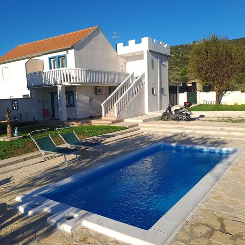 House Matan Tisno  2