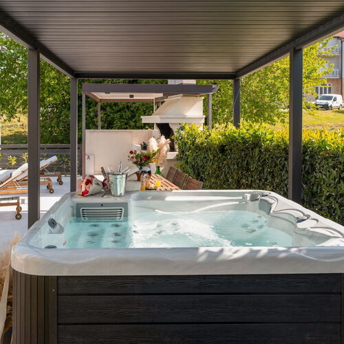Apartment Residence Mala 4 s bazenom i whirlpool-om Funtana  3