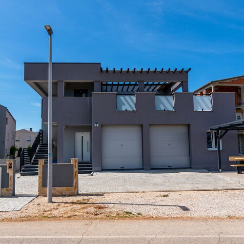Apartments Zilajkovic Vir ★★★★ 4