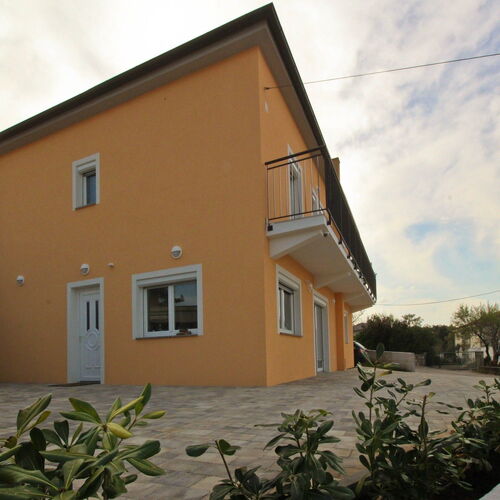 Apartments Ivo P. with Sea View Silo  4