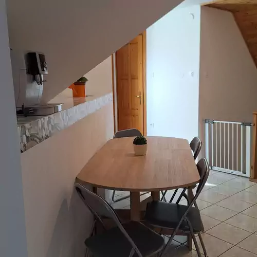 Napocska Apartman Vonyarcvashegy 011 kép