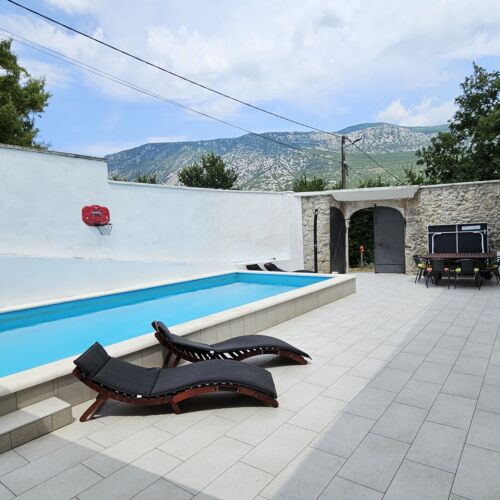 Stone House with Pool Tribalj ★★★★ 4