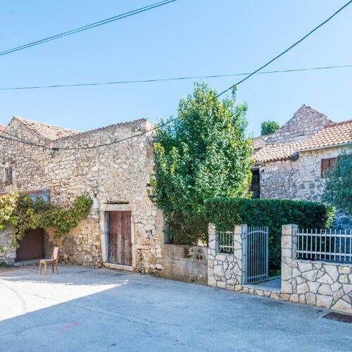 House Romanca Sukosan II