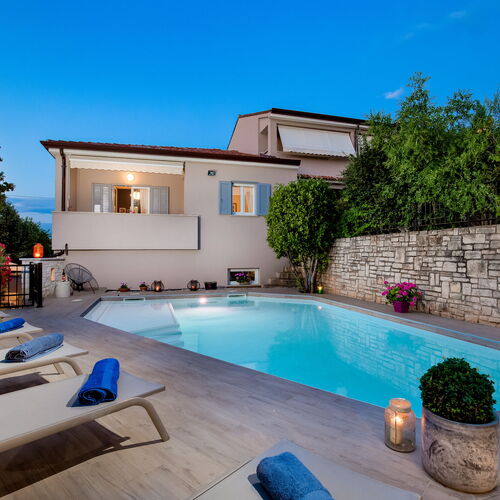 Villa Lidija s bazenom Porec  3