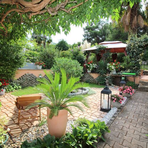 House Bella s lijepim vrtom i whirlpool-om Porec