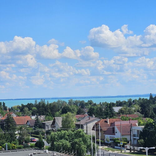 Magaslak Balatonalmádi ★★ 4