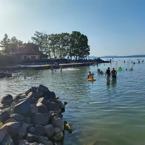 Tóparti Villa Balatonboglár ***