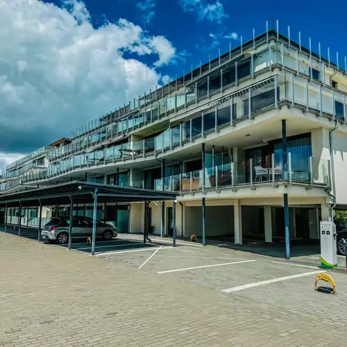 LelleMarine Resort Royal Apartman Balatonlelle 015 kép