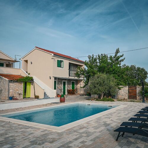 Rooms B&B Linda Pirovac