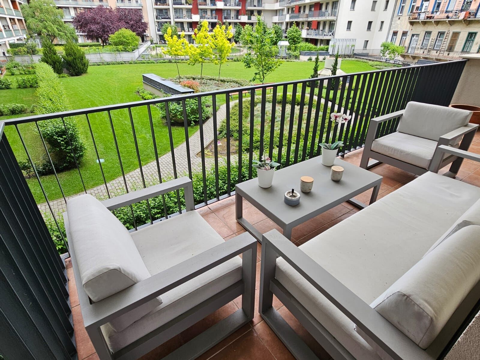 Jisoo Apartment Budapest