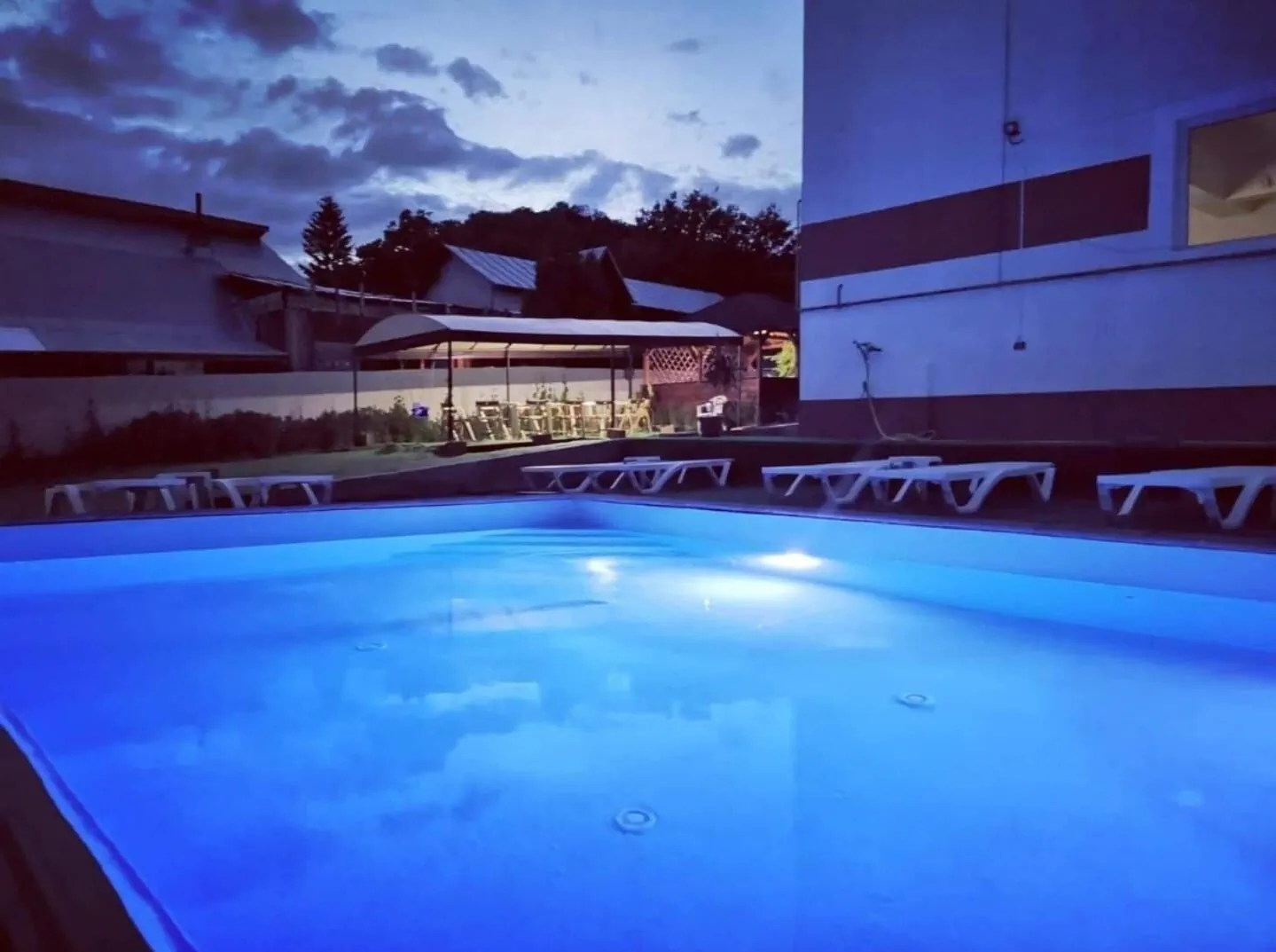 NATALIA Guest House & Pool Sărata-Monteoru
