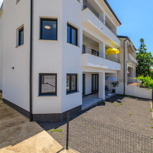 Apartman Korina Selce ★★★ 4