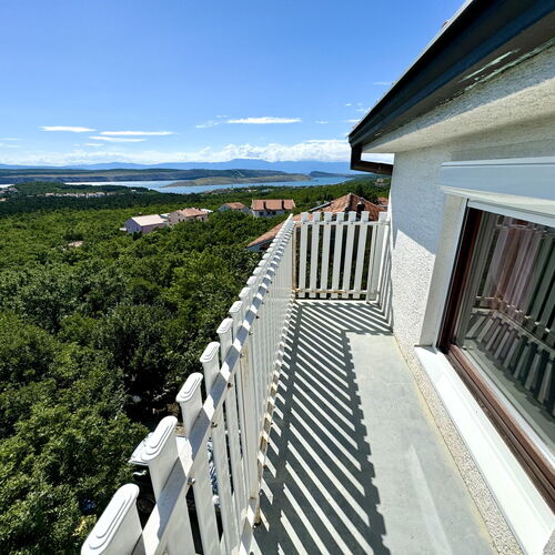 Apartmani Lora Jadranovo ★★★ 3