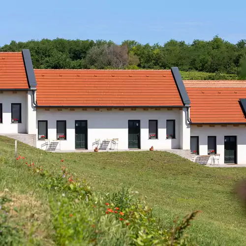 Prés Apartman - Tomolik Pincészet 004 kép