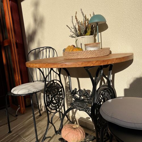 Terasz őszi napf&eacute;nyben