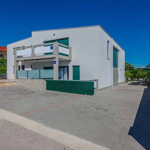 Apartment Marovic Vir ★★★ 2