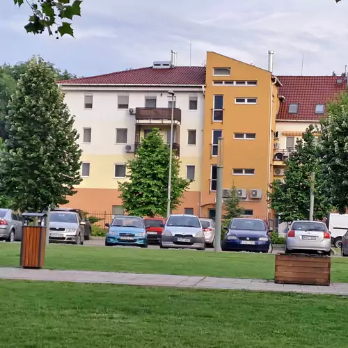 Felüdülő Tágas Apartman Hajdúszoboszló 016 kép