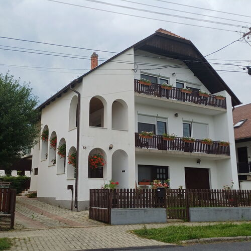 6Rooms Hévíz-Balaton Vendégház Hévíz ★★ 2