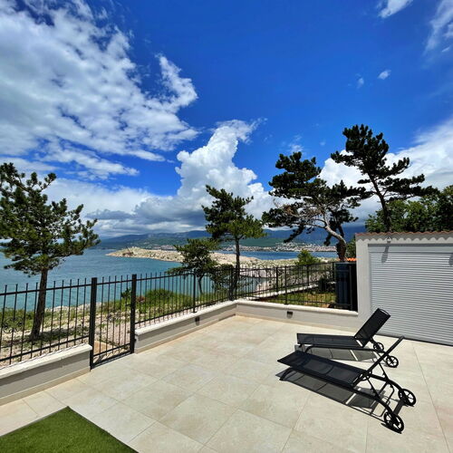 SeaLuxe Apartment with Jacuzzi Šilo