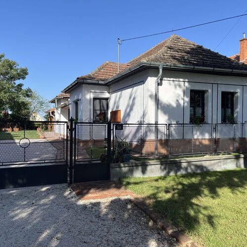 Annushka Apartman Sarud