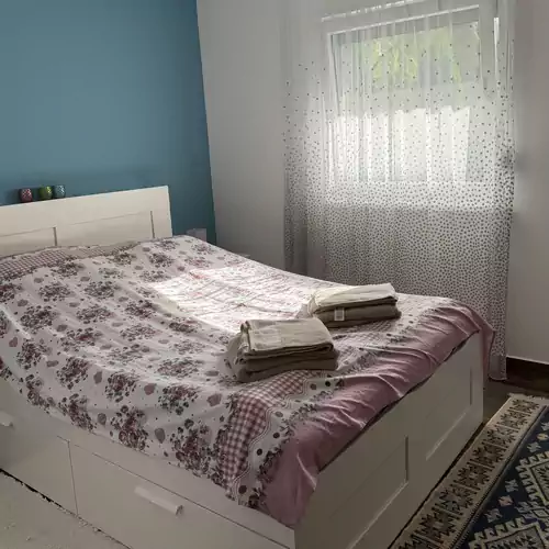 Éva Apartman Balatonfenyves ***