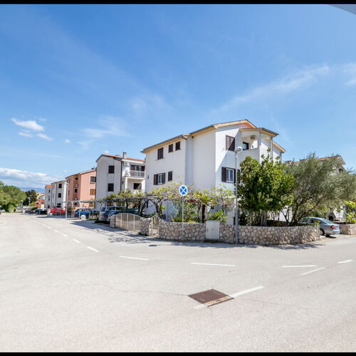 Apartment Azalea Baška ★★★ 2