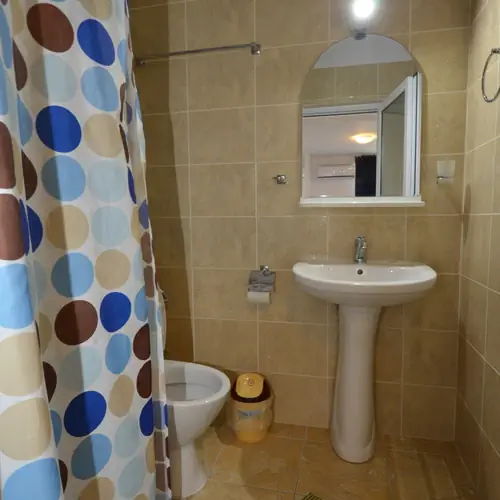 Acceptam tichete de vacanta