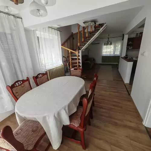 Manna Apartmanház Gyomaendrőd 006 kép