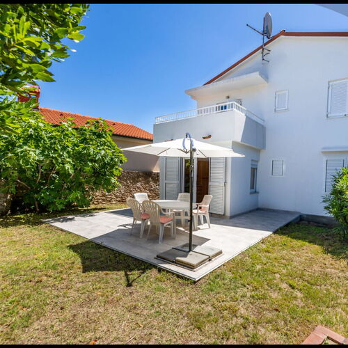 Sun & Sand Beach Apartments Baška ★★★ 4