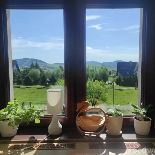 widok z kuchni na Pieniny i okolicę