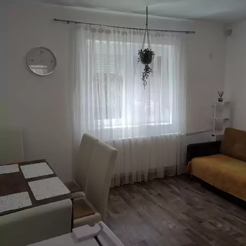 Zola Apartman Eger 004 kép